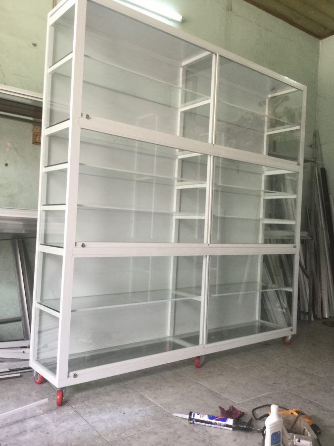tủ nhôm kính tại hồ chí minh