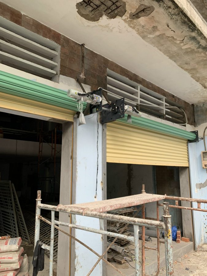 cửa cuốn đài loan nhôm kính đạt minh
